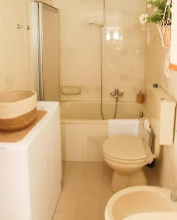 Maison Baradis - Grazioso E Tranquillo Trilocale Con Vista Montagne Apartman