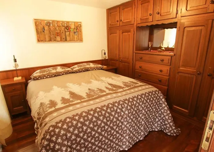 Maison Baradis - Grazioso E Tranquillo Trilocale Con Vista Montagne Appartement *